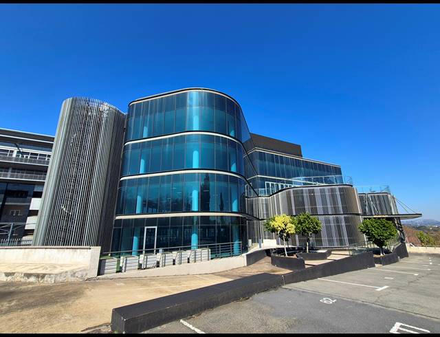 5,834M² OFFICE TO LET IN SANDTON CENTRAL